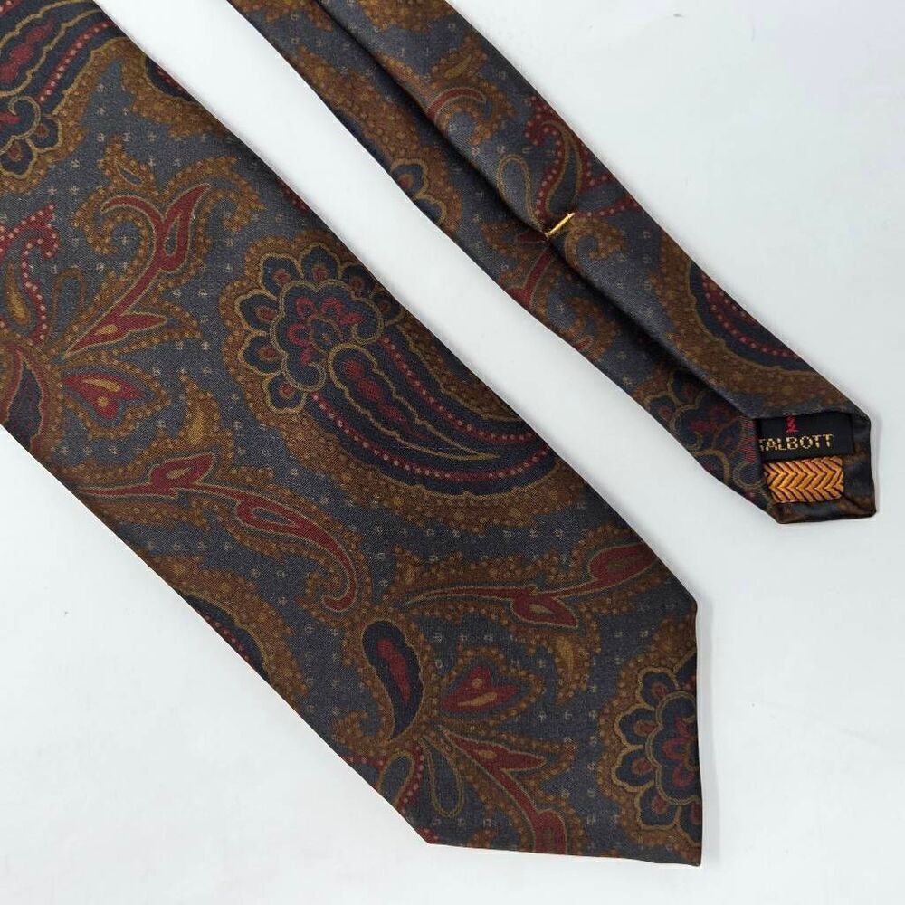 ROBERT TALBOTT SILK TIE GRAY ORANGE PAISLEY SATIN SMOOTH 3" X 59"